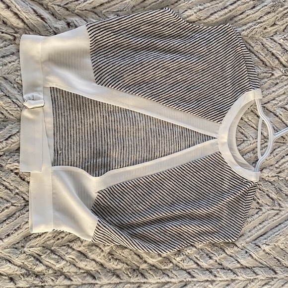 Open Back TShirt - Picture 2 of 4